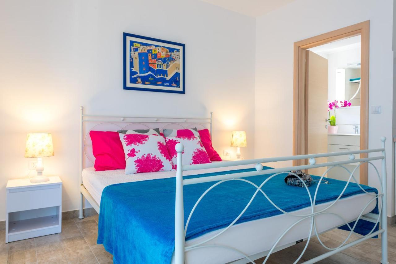Mihaela & Brigita Bayview Studio Apartments Дубровник Екстериор снимка