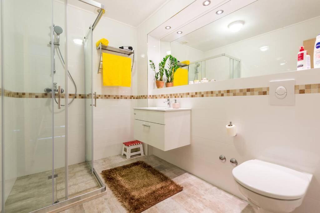 Mihaela & Brigita Bayview Studio Apartments Дубровник Екстериор снимка